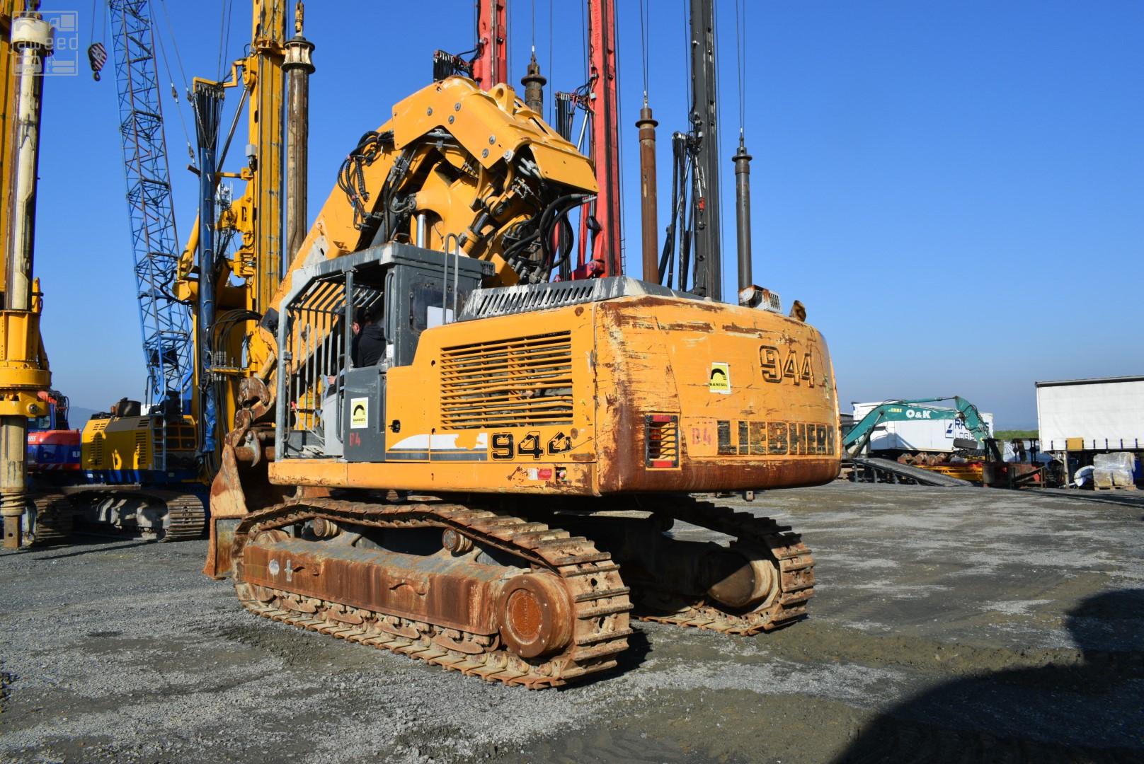 Liebherr R 944 C Tunnelbagger | Jaweed GmbH